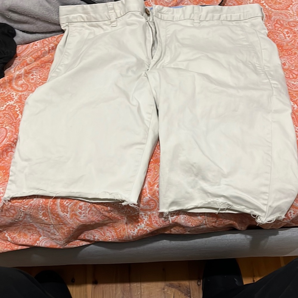 Men’s white shorts